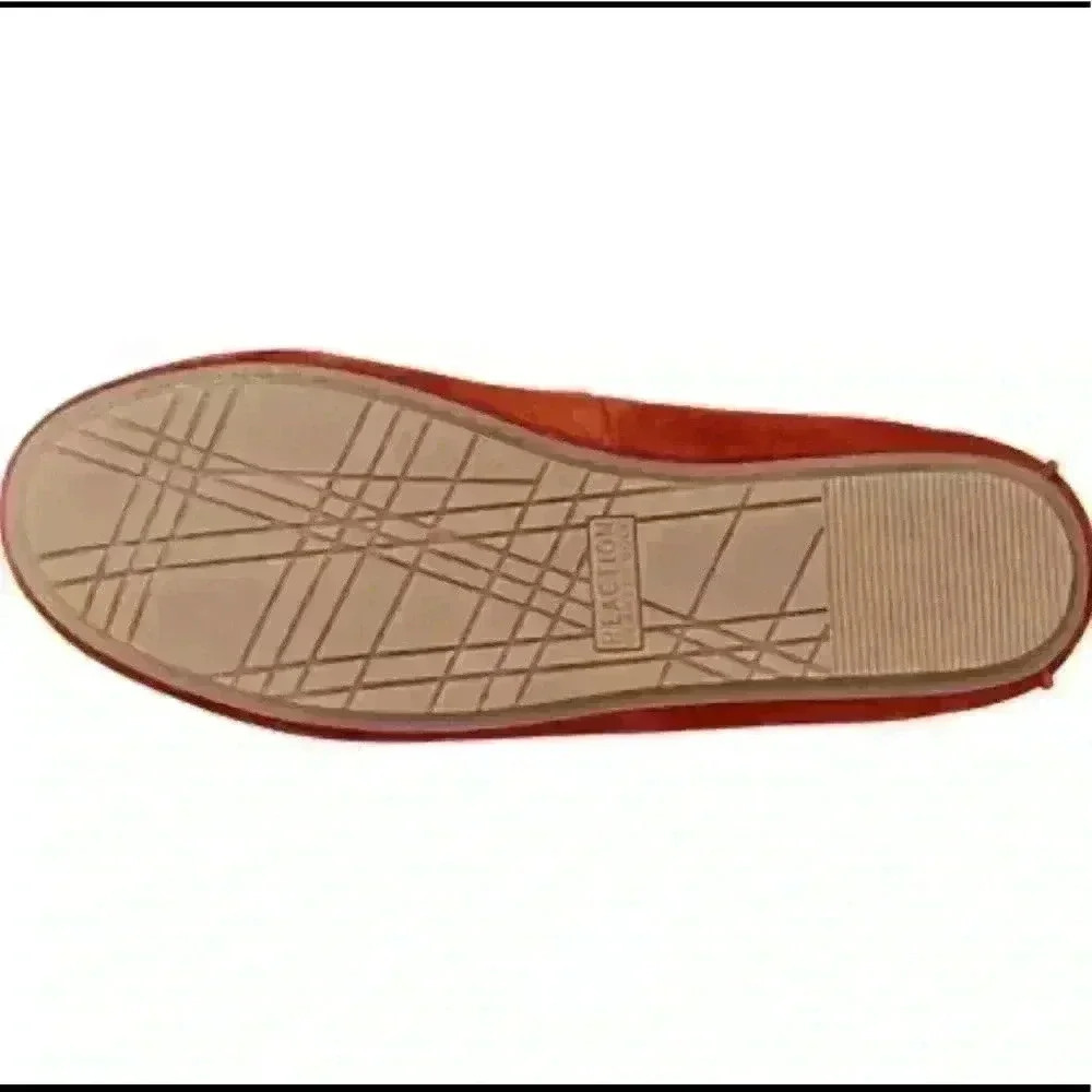 Kenneth Cole Reaction Bare-ing Rust Suede Moccasin - Picture 5 of 5